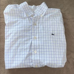 Vineyard Vines🐳 button-down Size: S